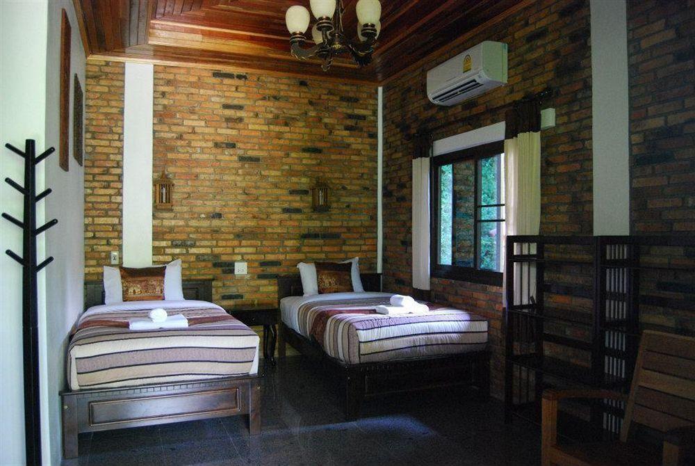 Khao Sok Riverside Cottage Khao Sok National Park Extérieur photo