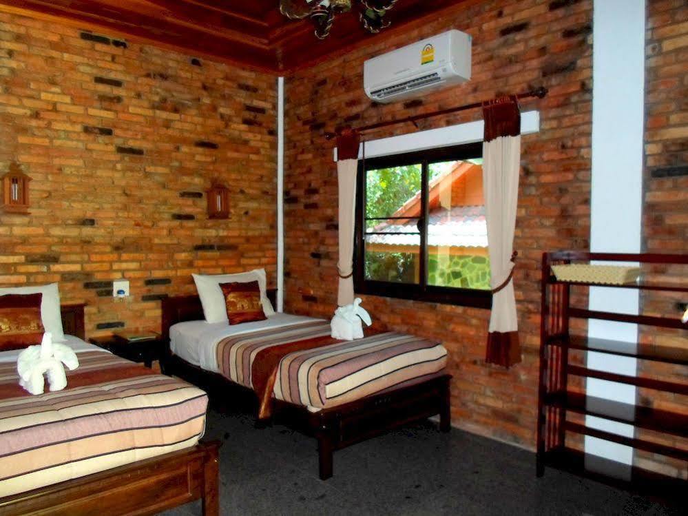 Khao Sok Riverside Cottage Khao Sok National Park Extérieur photo