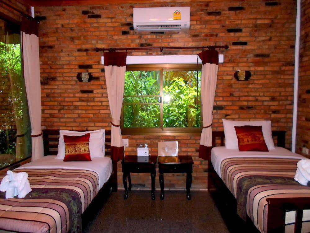 Khao Sok Riverside Cottage Khao Sok National Park Extérieur photo